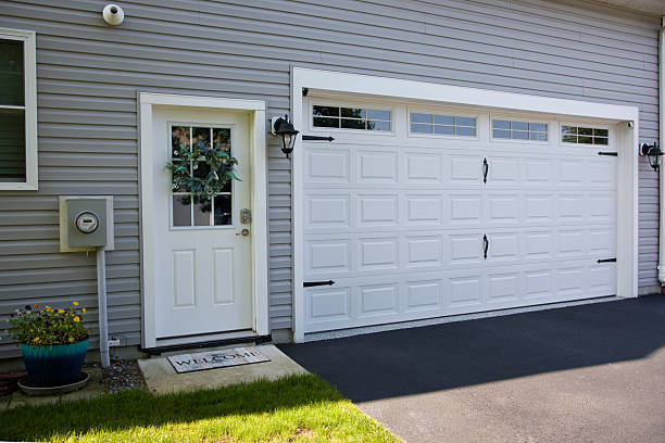 24/7 Emergency Garage Door Panel Replacement experts in Greeley County County, NE